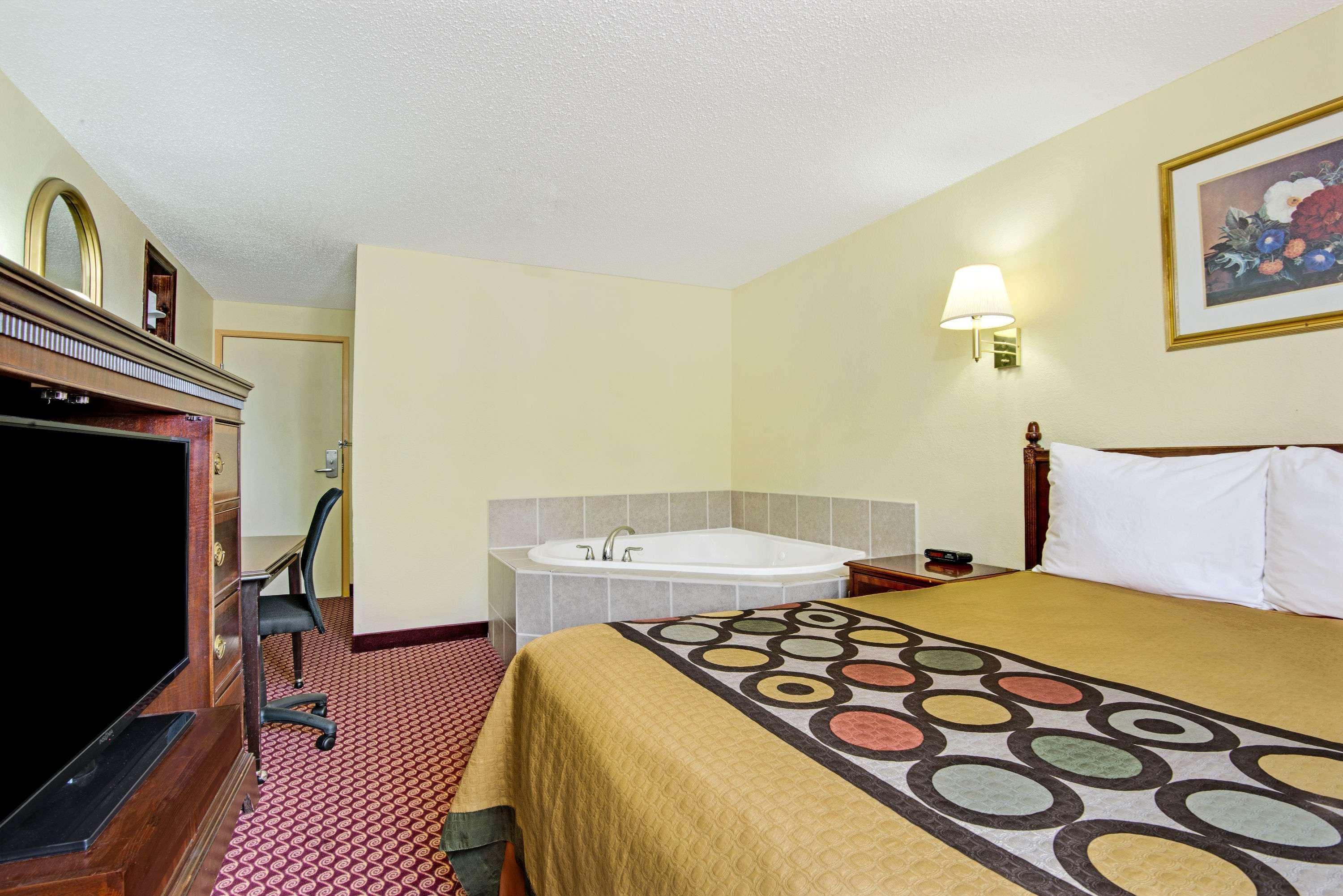 Baymont Inn & Suites By Wyndham Liberty Buitenkant foto